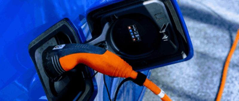 ¿En qué debes fijarte antes de comprar un coche eléctrico?