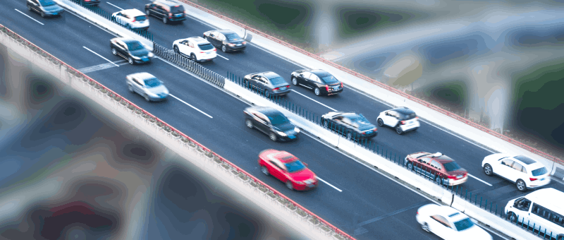 Barcelona contra los coches contaminantes desde 2020